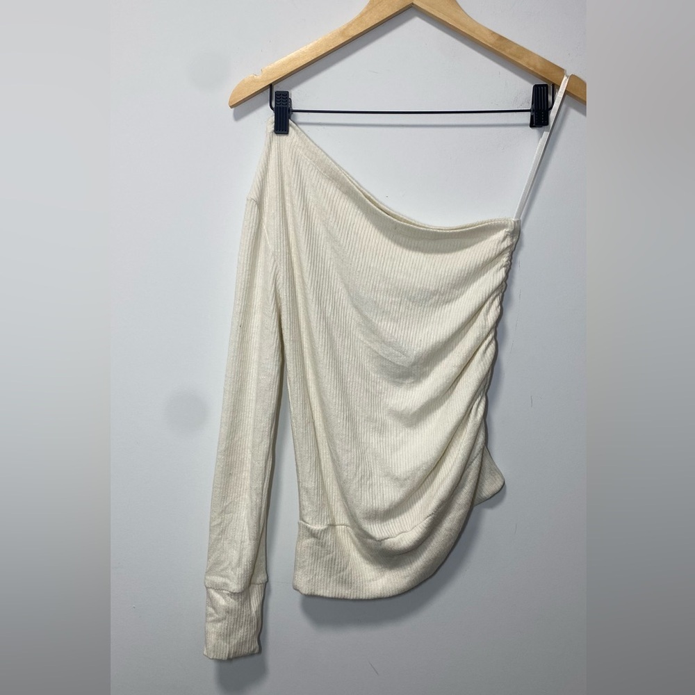 LNA Asymmetrical Off Shoulder Top Creamy/White size S - Picture 3 of 8
